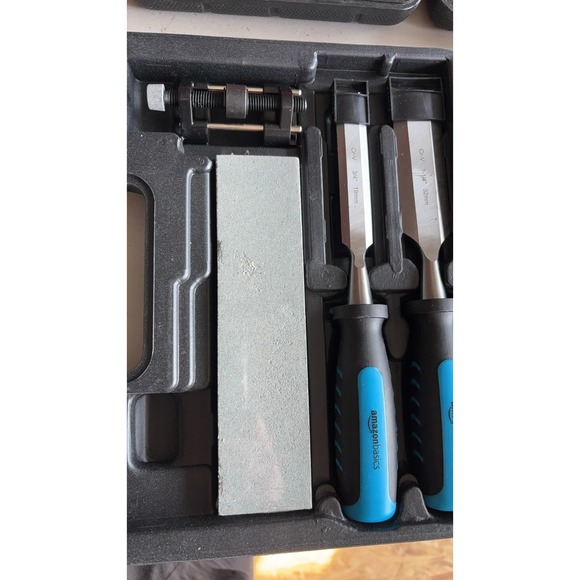 Amazon Chisel Set -One Chisel Missing - Picture 3 of 5